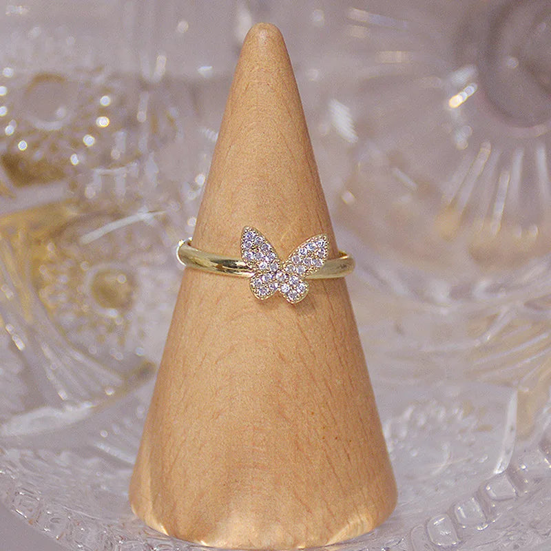 Minimalist Thin Cubic Zirconia Ring