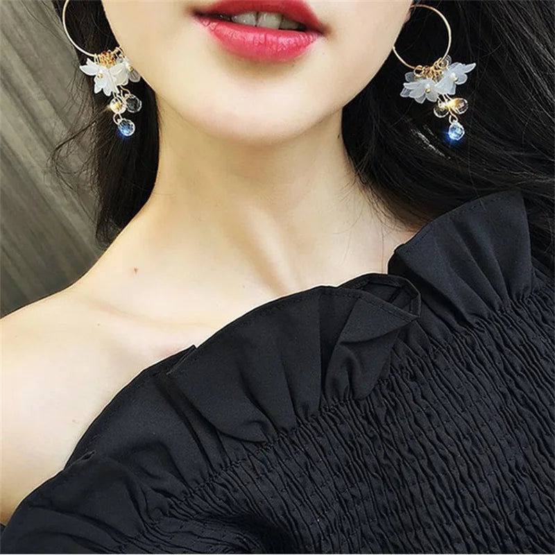White Acrylic Flower Crystal Earrings