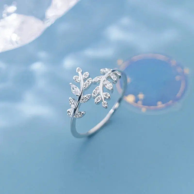 925 Sterling Silver Zircon Leaf Adjustable Ring