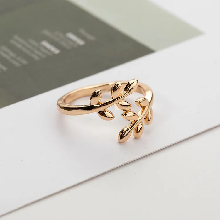 Minimalist Thin Cubic Zirconia Ring