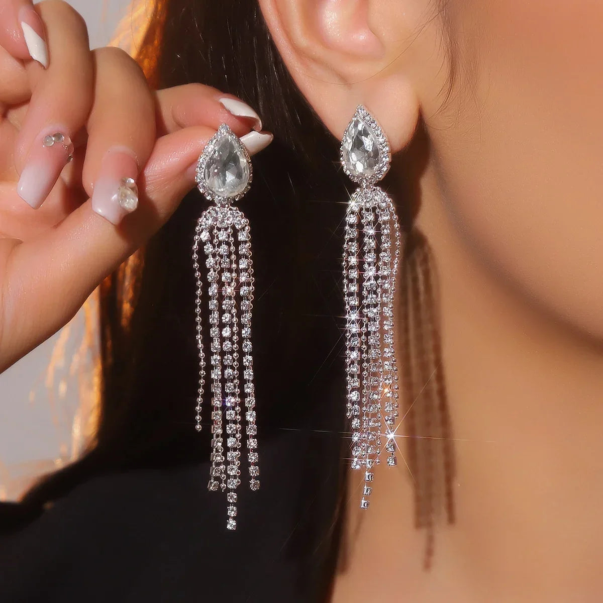 Luxury Custom Color Rhinestone Crystal Long Tassel Earrings for Women Bridal Drop Dangling Earrings Party Wedding Jewelry Gifts