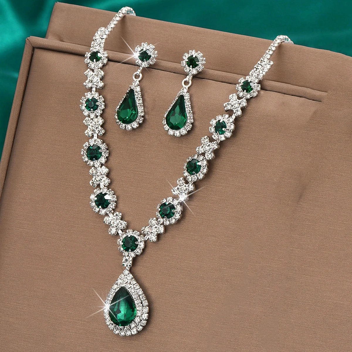 3-Piece Geometric Droplet Jewelry Set - Necklace & Earrings