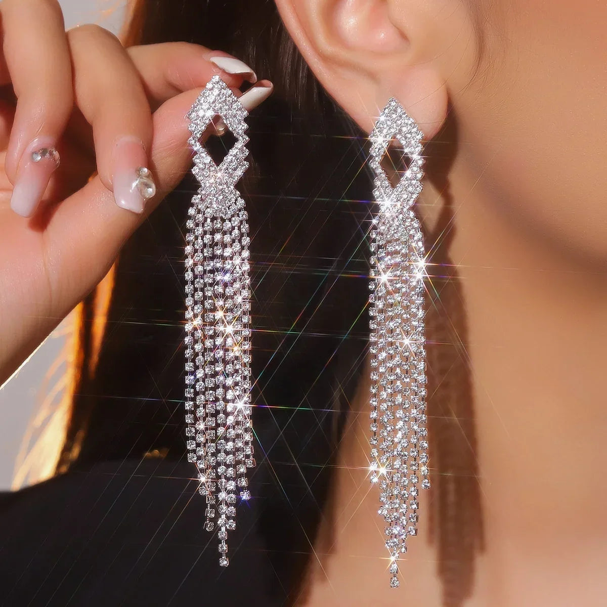 Luxury Custom Color Rhinestone Crystal Long Tassel Earrings for Women Bridal Drop Dangling Earrings Party Wedding Jewelry Gifts