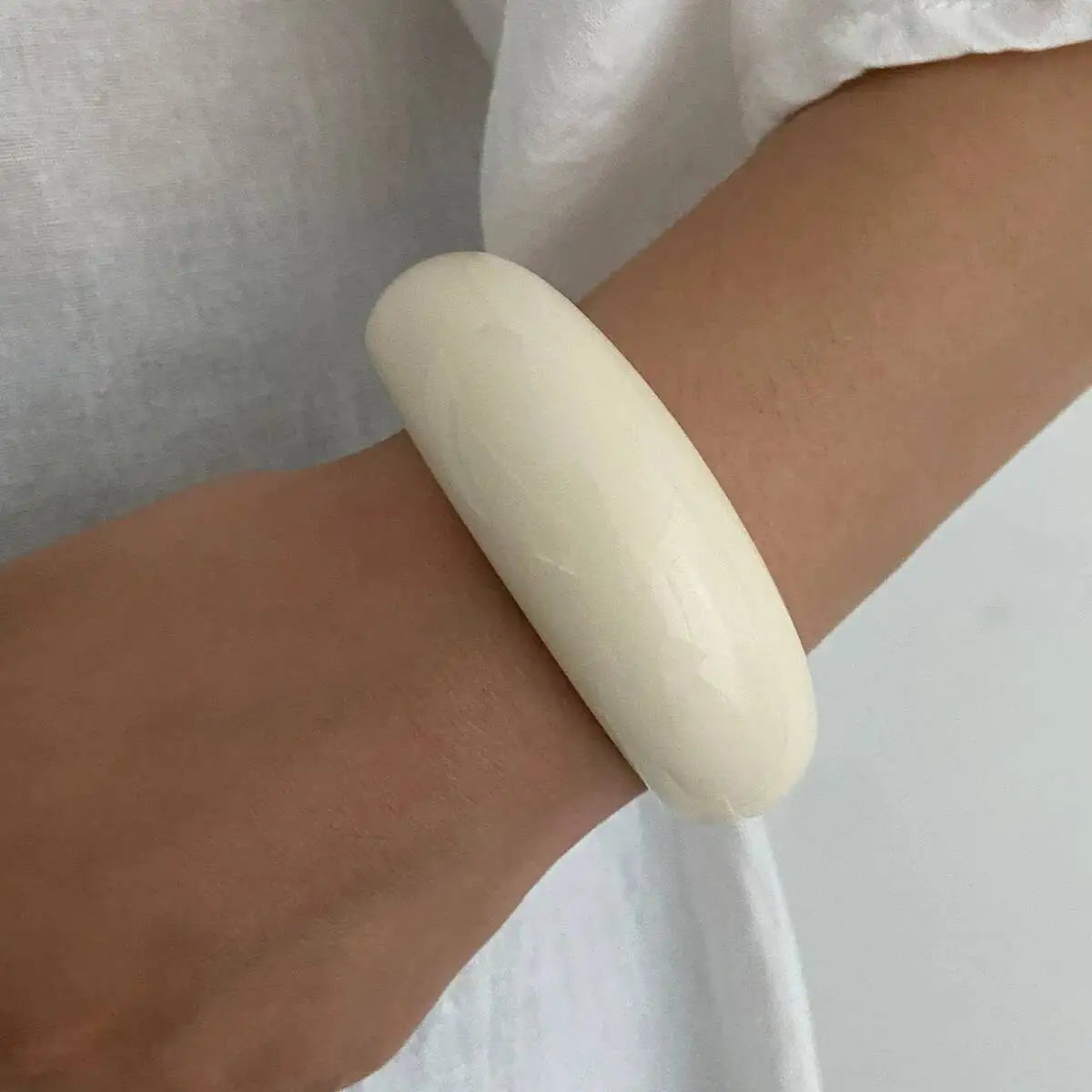 Acrylic Resin Boho Bangle Bracelet