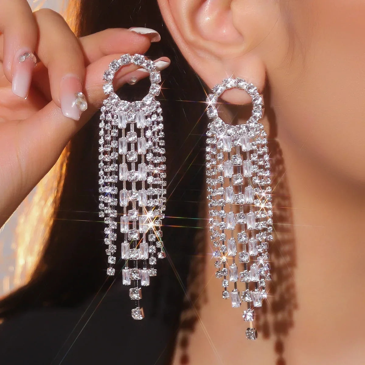 Luxury Custom Color Rhinestone Crystal Long Tassel Earrings for Women Bridal Drop Dangling Earrings Party Wedding Jewelry Gifts