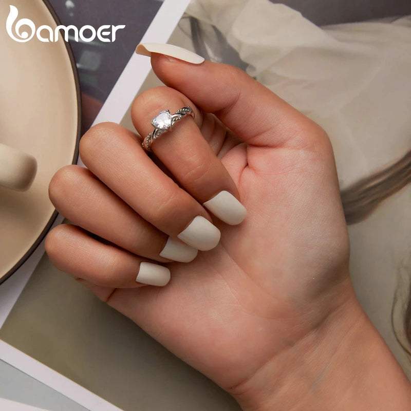 925 Sterling Silver Romantic Heart Zircon Ring