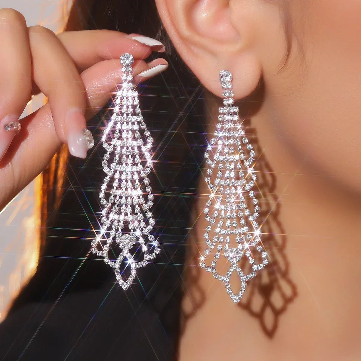 Luxury Custom Color Rhinestone Crystal Long Tassel Earrings for Women Bridal Drop Dangling Earrings Party Wedding Jewelry Gifts