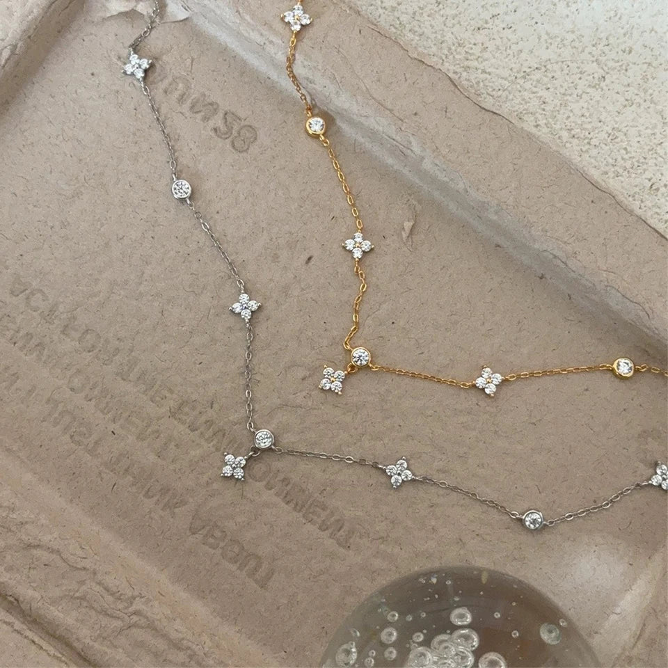 Four-Leaf Flower Zircon Necklace - Light Luxury Chain Pendant