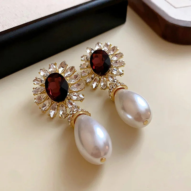 French Style Pearl Necklace & Earrings Set - Rhinestone Flower Design
