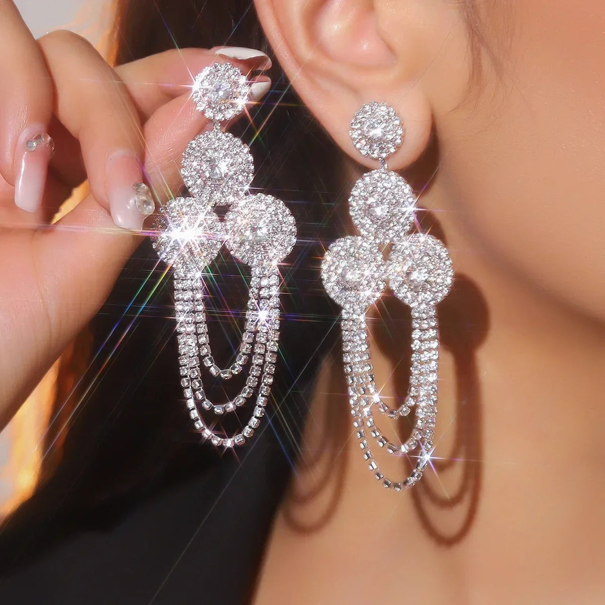 Luxury Custom Color Rhinestone Crystal Long Tassel Earrings for Women Bridal Drop Dangling Earrings Party Wedding Jewelry Gifts